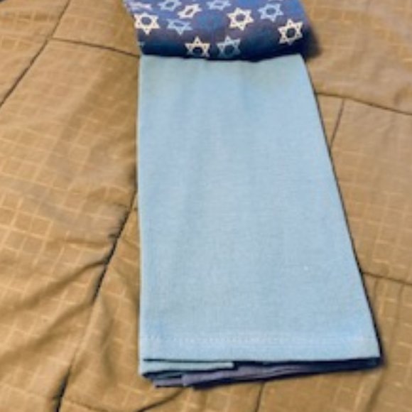 Set of 3 Chanukah Dish Towels( Star of David,Dreidel and solid) - Picture 3 of 3